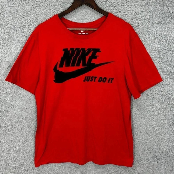 Nike Shirt Adult XL Red black Swoosh Spell Out Logo Outdoor Athletic‎ Mens - Picture 1 of 5